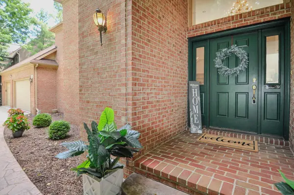 588 Green Road, Ann Arbor, MI 48105