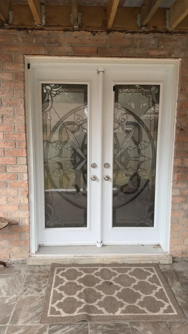 37 Rotherglen RD N #Bsmt, Ajax, ON L1T 1S8