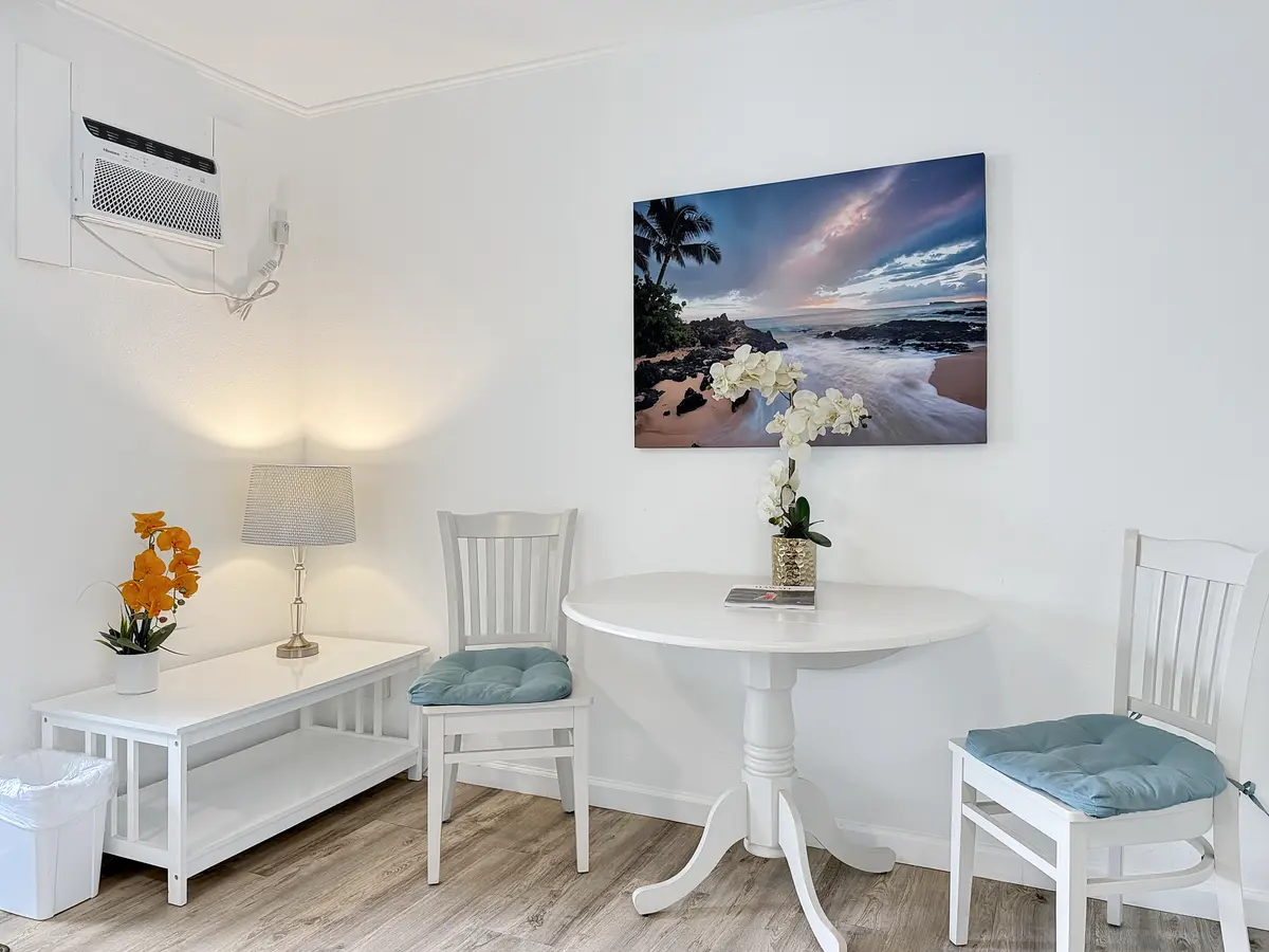 75-5776 KUAKINI HWY #327, Kailua Kona, HI 96740