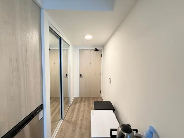 195 Commerce ST #3901, Vaughan, ON L4K 0P9