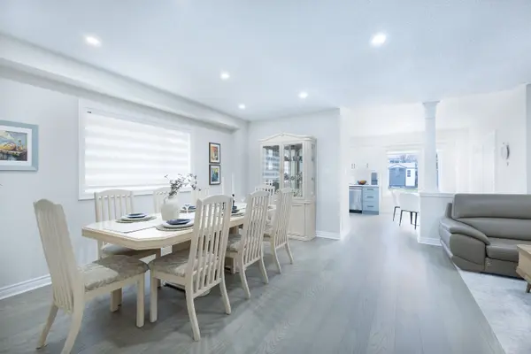 42 Linda Margaret CRES, Richmond Hill, ON L4S 2B6