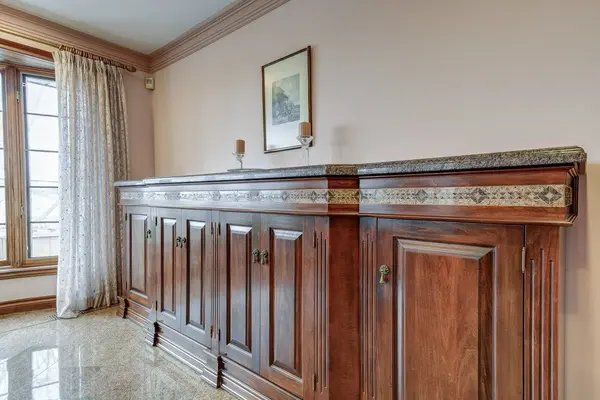 17 Duffield RD, Toronto W09, ON M9P 3C8