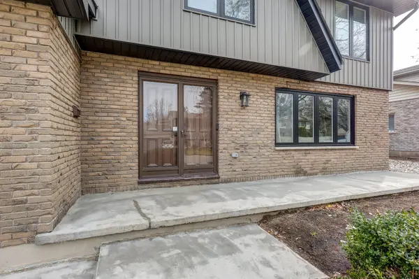 123 HILLSMOUNT CRES, London South, ON N6K 1V6