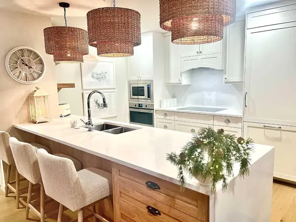 102 Scenic DR N #217, Lethbridge, AB T1H 5L9