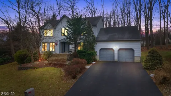 25 Cherokee Rd, East Brunswick Twp., NJ 08816