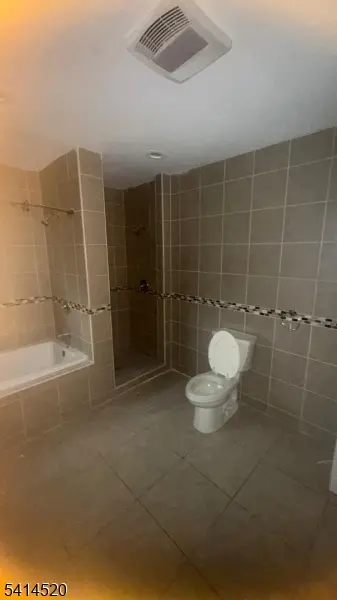 700 Park Ave, Elizabeth City, NJ 07208