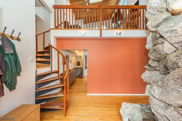 3 Davids Ln, Hillsborough Twp., NJ 08844