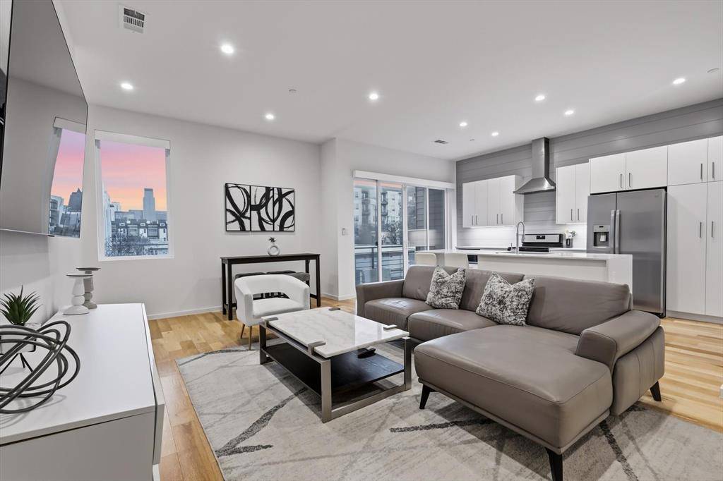 3812 San Jacinto Street #204, Dallas, TX 75204