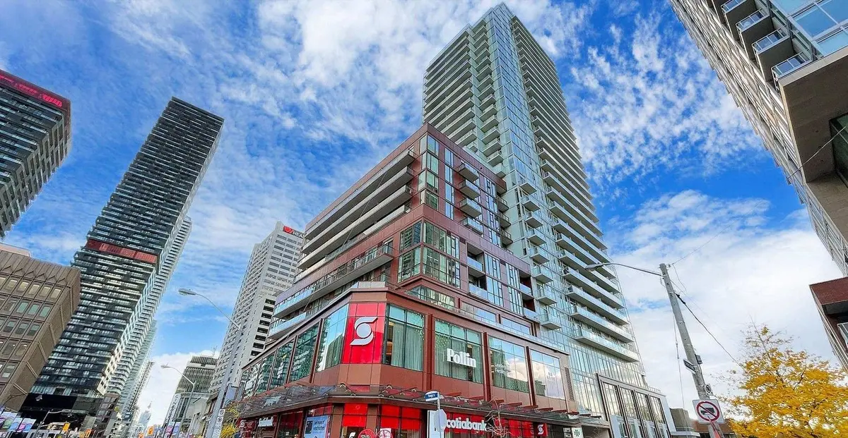 33 Helendale AVE #721, Toronto C03, ON M4R 0A4