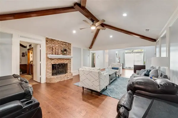 4117 Woodenrail Lane, Irving, TX 75061