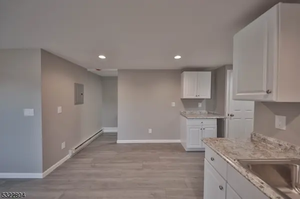 427 E Central Ave, Alpha Boro, NJ 08865