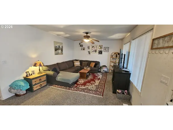 4986 REBECCA ST, Salem, OR 97305