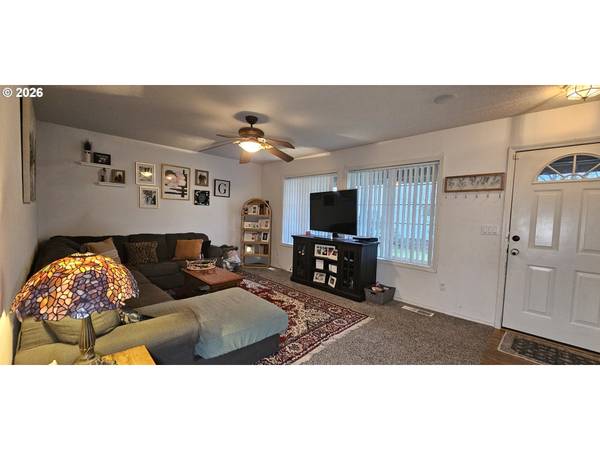 4986 REBECCA ST, Salem, OR 97305