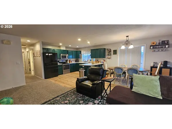 4986 REBECCA ST, Salem, OR 97305