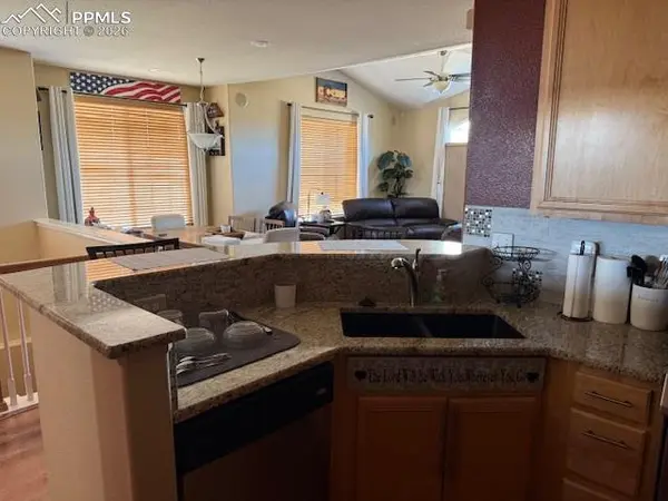 2768 Thrush GRV, Colorado Springs, CO 80920