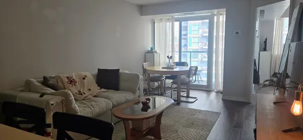 125 Western Battery RD #1606, Toronto C01, ON M6K 3R8