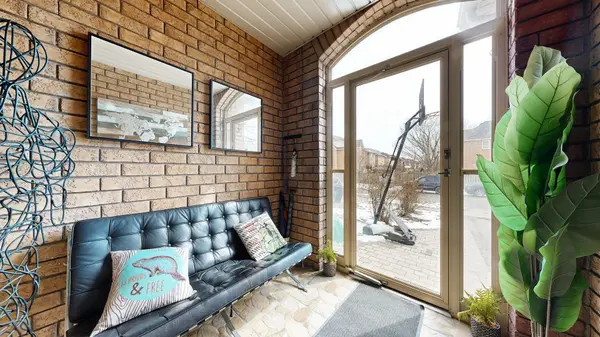 38 Marjoram DR, Ajax, ON L1S 7P3