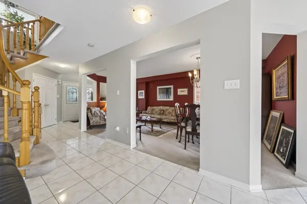 1338 Vincent CRES, Innisfil, ON L9S 1Z8