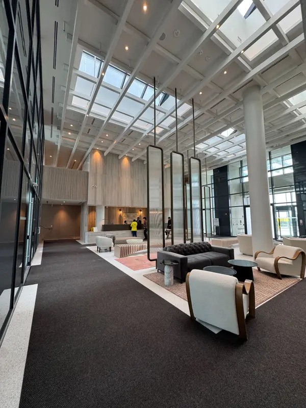 225 Commerce ST #2009, Vaughan, ON L4K 0R1