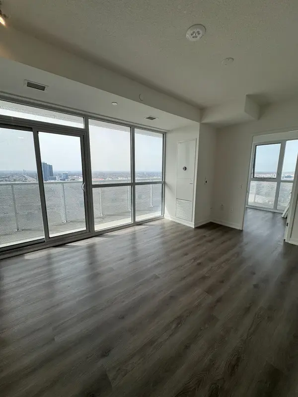 225 Commerce ST #2009, Vaughan, ON L4K 0R1