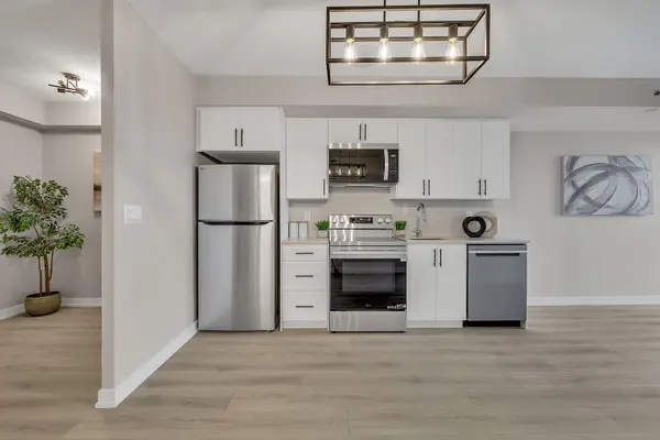 3210 Dakota Common #A614, Burlington, ON L7M 2A8