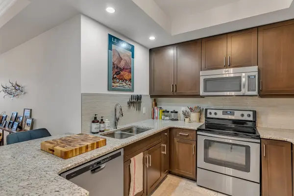 150 Wellington ST E #603, Guelph, ON N1H 0B5