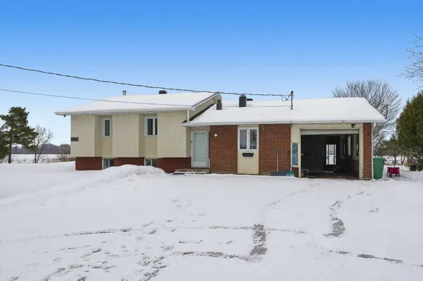 1014 Filion RD, Clarence-rockland, ON K0A 1N0