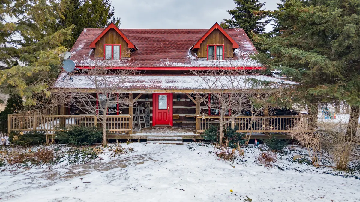 1547 County 42 RD, Clearview, ON L0M 1S0