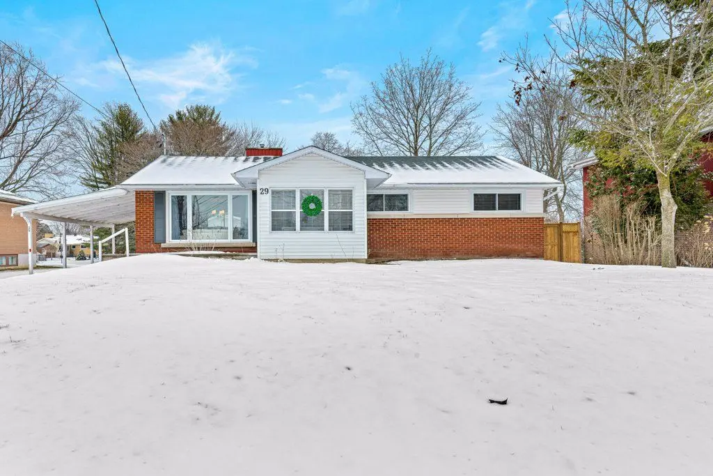 29 Crawford ST, Brockville, ON K6V 1S2