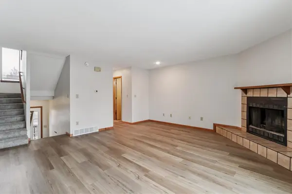 616 Westwinds Drirve, Iowa City, IA 52246