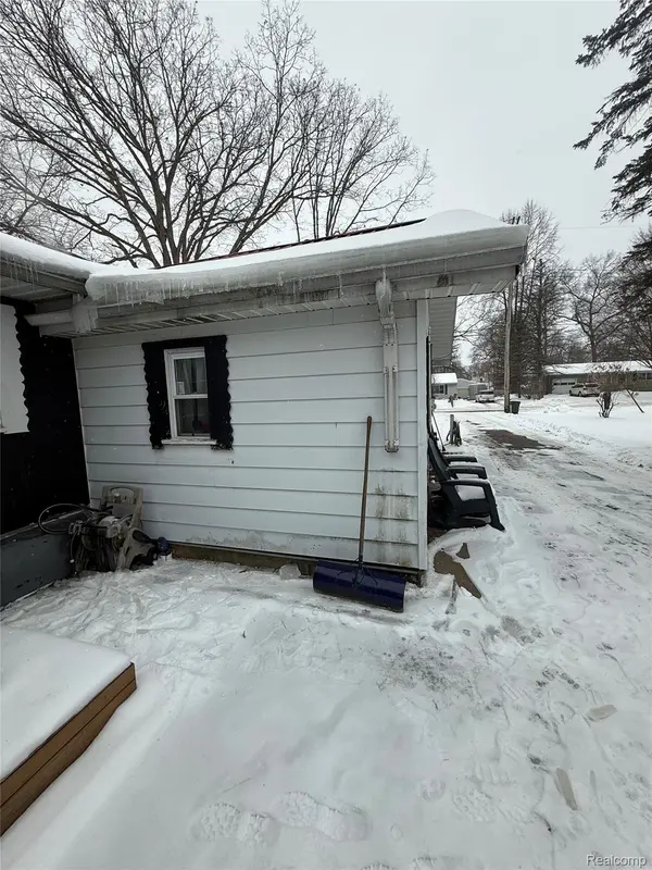 7618 Anway DR, Emmett Charter Township, MI 49014