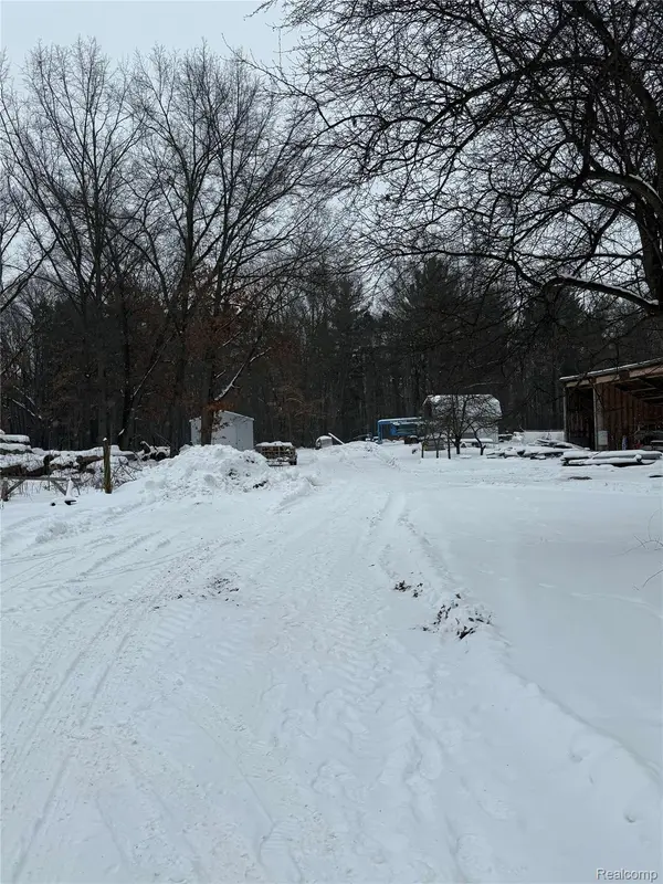 7618 Anway DR, Emmett Charter Township, MI 49014