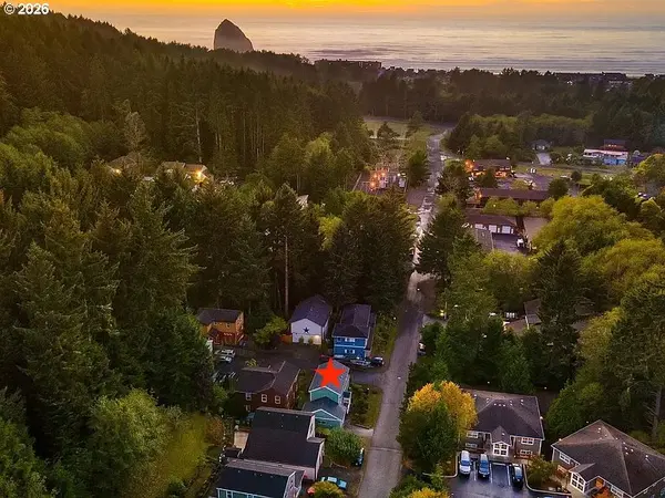 411 ELK CREEK RD, Cannon Beach, OR 97110