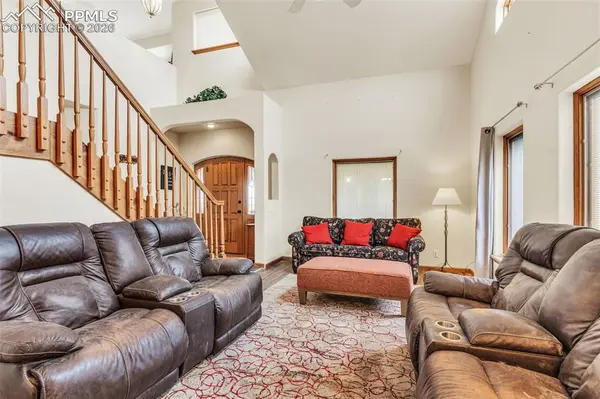 193 Top Notch TRL, Penrose, CO 81240