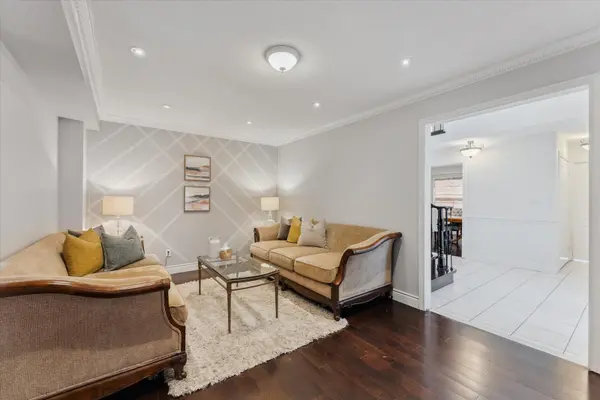 75 Sullivan DR, Ajax, ON L1T 1P3