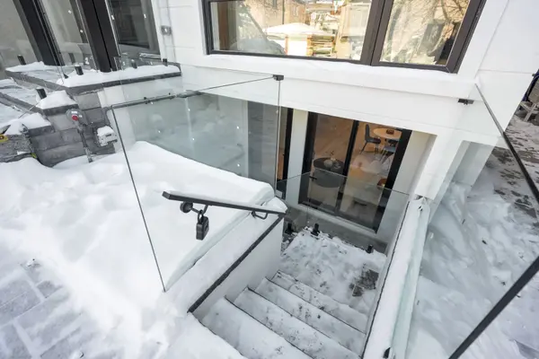 15 Cruikshank AVE, Toronto E03, ON M4K 1S6