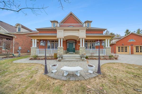 1590 Hallstone RD, Brampton, ON L6Y 5K8