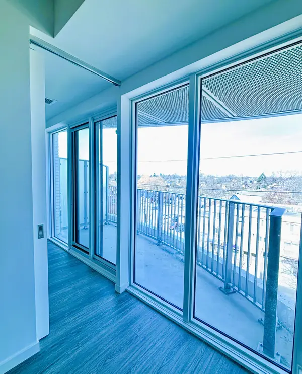 689 The Queensway N/A #519, Toronto W07, ON M8Y 0C8