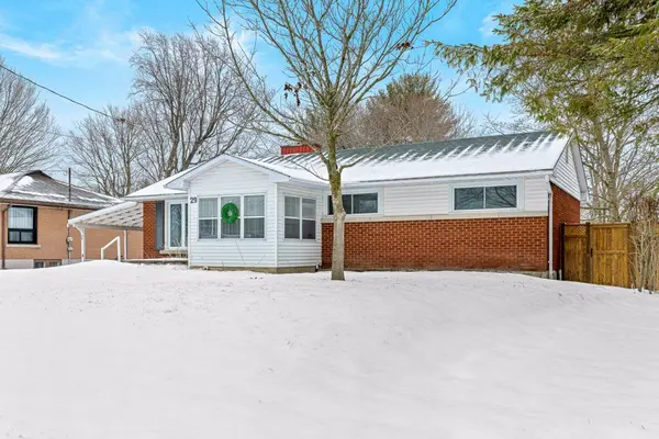 29 Crawford ST, Brockville, ON K6V 1S2