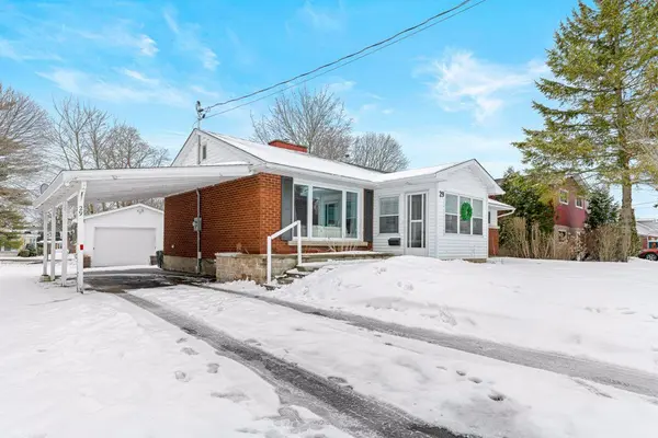 29 Crawford ST, Brockville, ON K6V 1S2