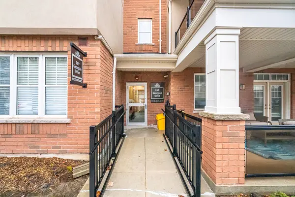269 Georgian DR #309, Oakville, ON L6H 0L1