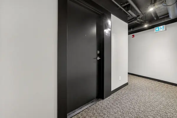 5230 Dundas ST #A207, Burlington, ON L7L 0J5