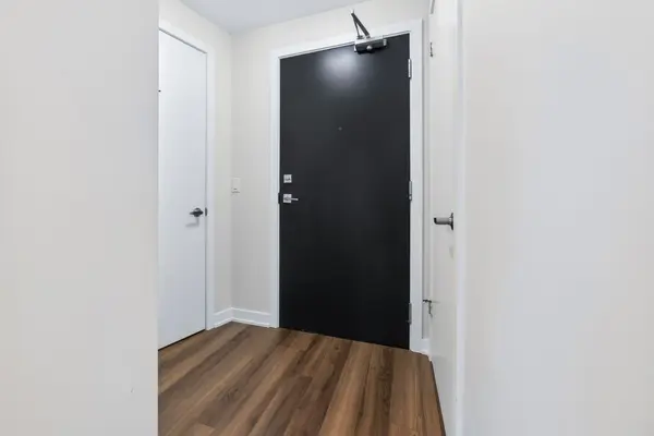 5230 Dundas ST #A207, Burlington, ON L7L 0J5