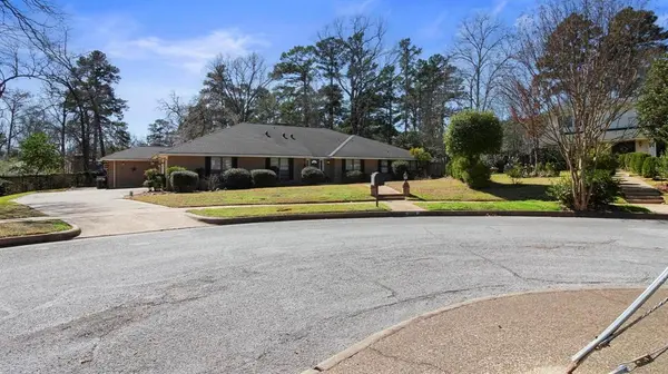 2829 Yorktown Drive, Tyler, TX 75701