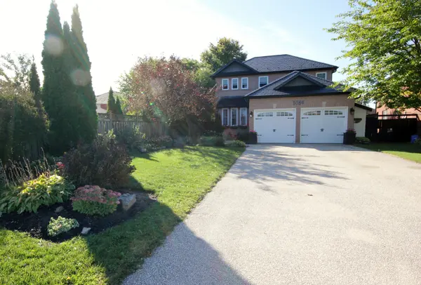 1084 Winnifred CT, Innisfil, ON L9S 2B3