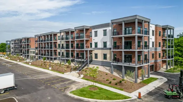 121 Mary ST #406, Clearview, ON L0M 1G0