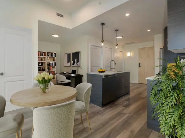 121 Mary ST #406, Clearview, ON L0M 1G0