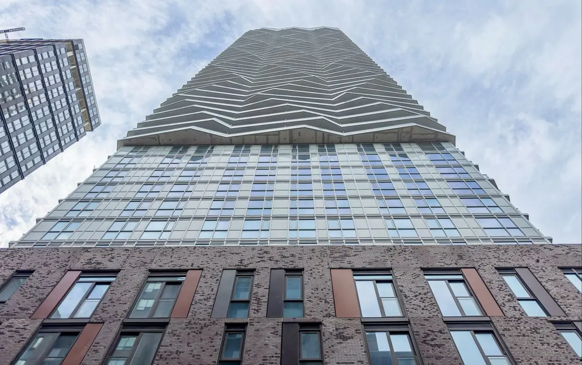 100 Dalhousie ST #214, Toronto C08, ON M5B 0C7