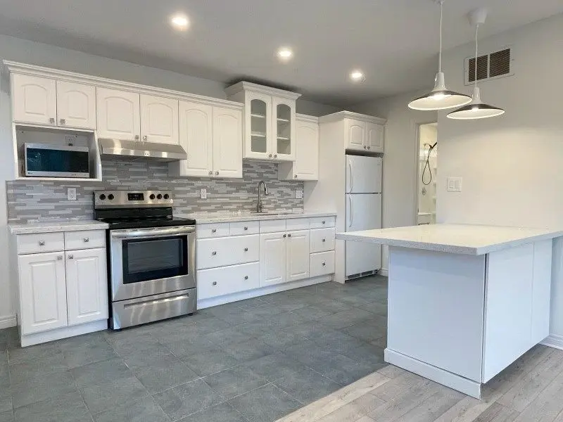 2116 Mountainside DR #Unit 2, Burlington, ON L7P 1B2