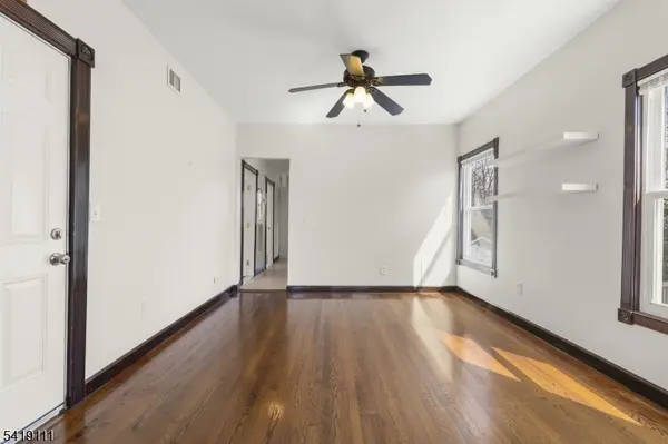 7 Rosedale Ave #2, Millburn Twp., NJ 07041